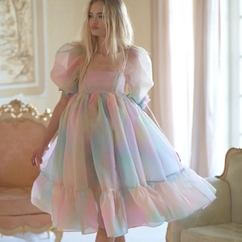 NWT Selkie The Rainbow French Puff